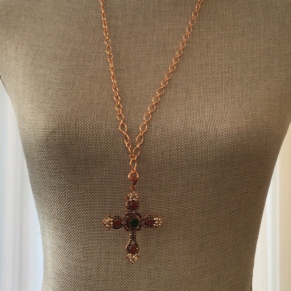 ✝️Copper Tone Jewel Encrusted Cross Necklace - Picture 2 of 5